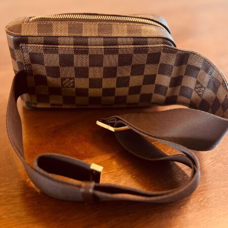 Louis Vuitton<br>Väska